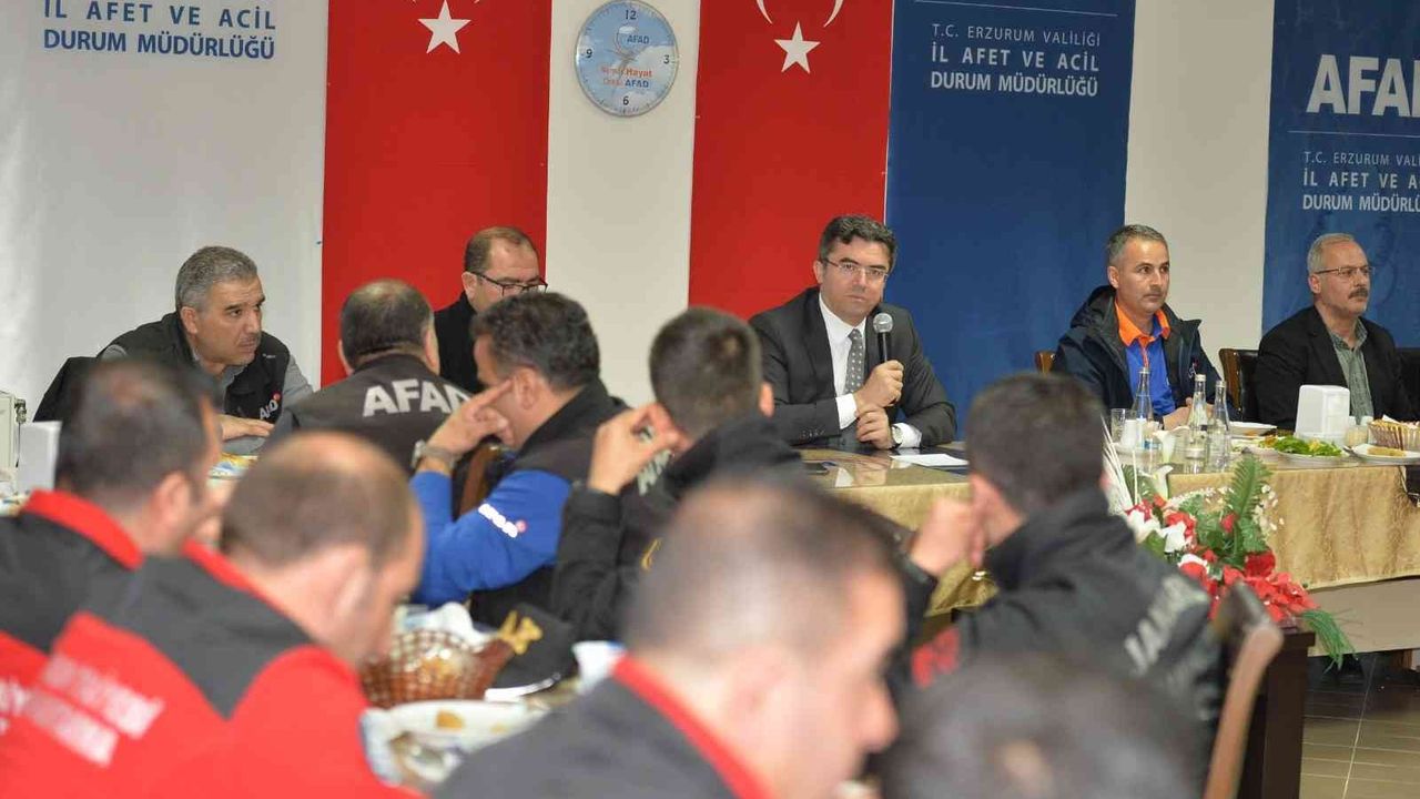 Erzurum Valisi Okay Memiş, “Türkiye’nin en iyi ekiplerine sahibiz”