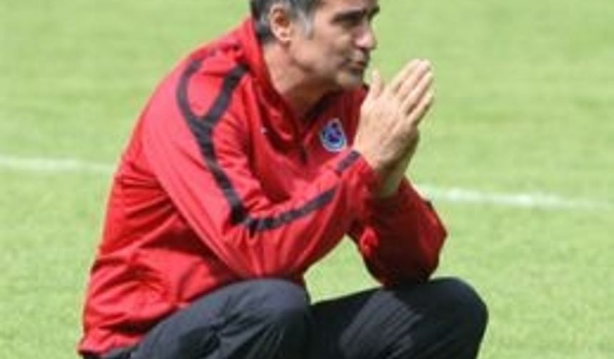 Trabzonspor Mehmet Ali Yılmaz Tesisleri'nde 10 eksikle antreman yaptı